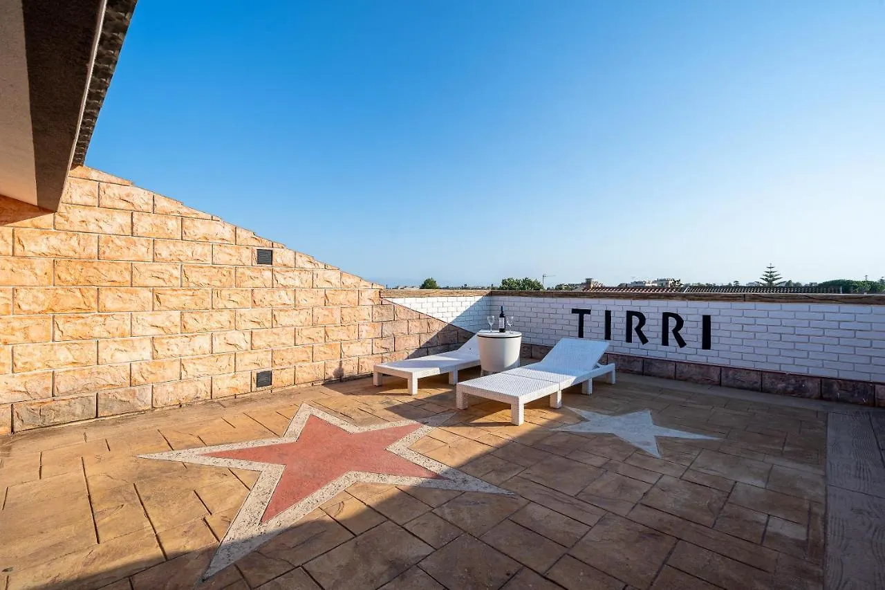 Villa Luxury Rock Tirri ريوس 0*,